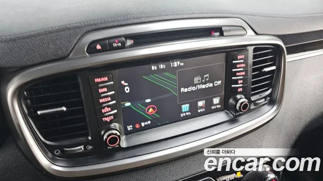 Kia Sorento 2017 thumb 2