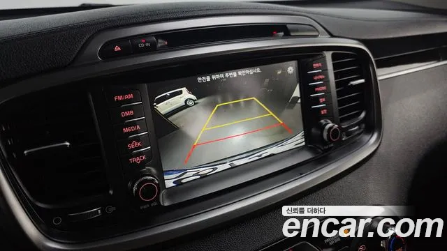 Kia Sorento 2017 thumb 12