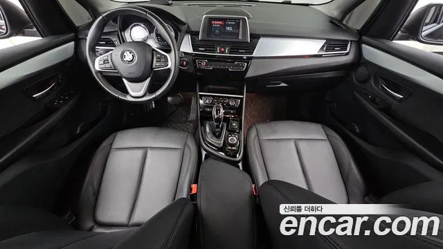 BMW 2 серии Active Tourer 2020 thumb 2
