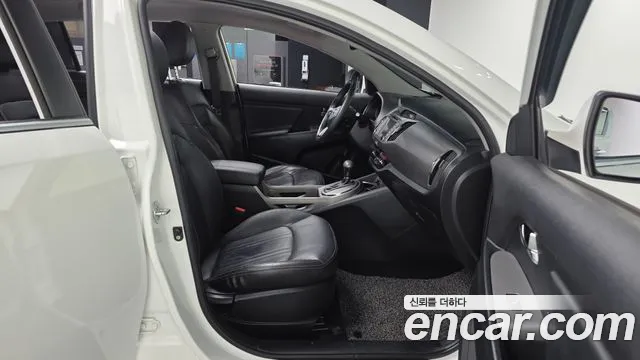 Kia Sportage 2013 thumb 9