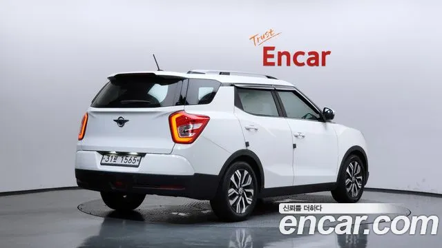 KGM Tivoli Air 2019 thumb 2