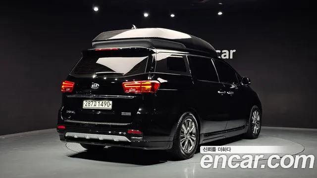 Kia Carnival 2020 thumb 3