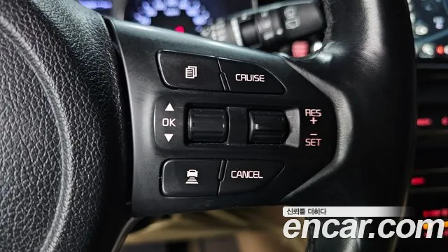 Kia Carnival 2020 thumb 2