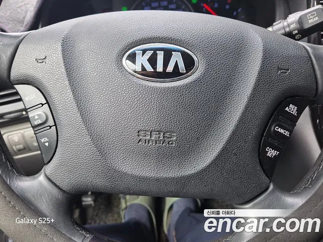 Kia Canival 2014 thumb 9