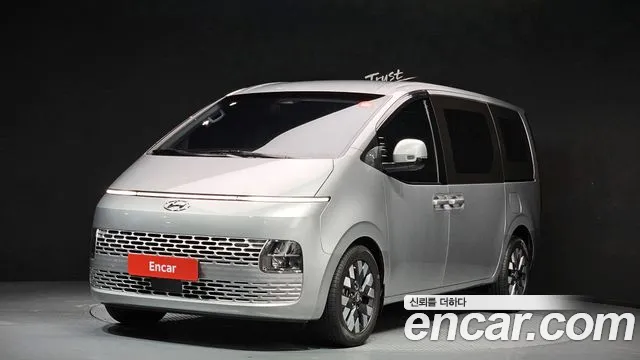 Hyundai Staria 2021 thumb 7