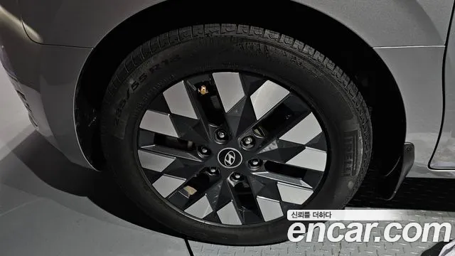 Hyundai Staria 2021 thumb 12