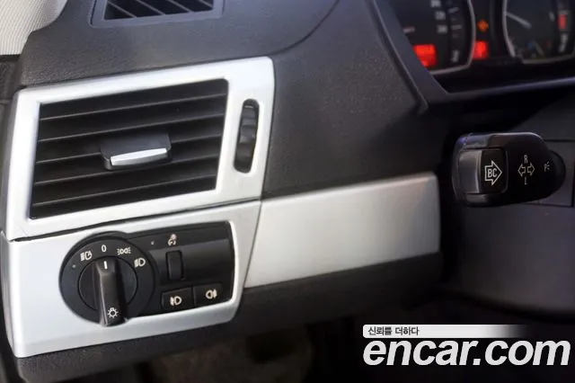 BMW X3 2010 thumb 6
