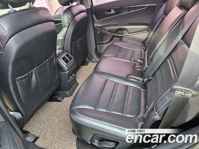 Kia Sorento 2015 thumb 11
