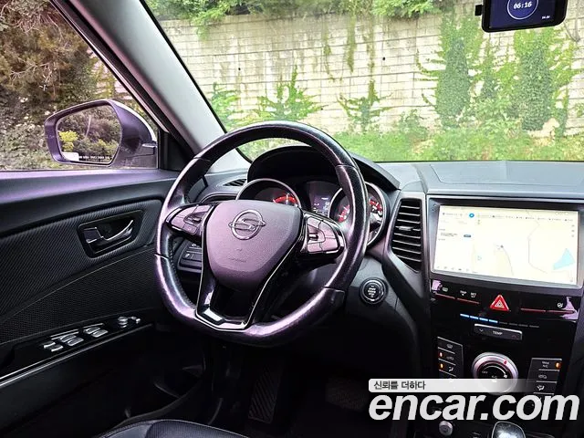 KGM Tivoli Air 2016 thumb 7