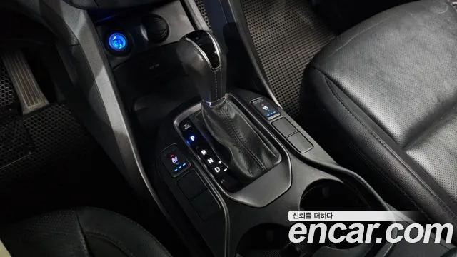 Hyundai Санта Фе 2014 thumb 8