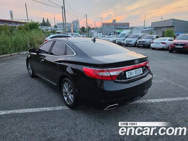 Hyundai Grandeur 2014 thumb 10