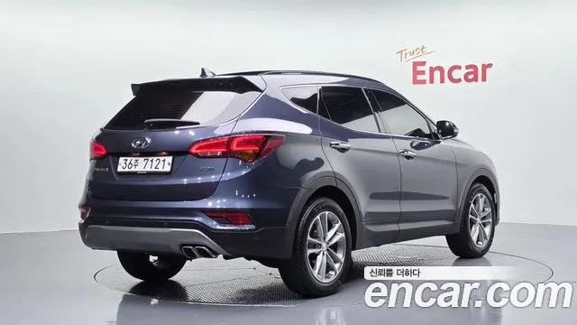 Hyundai Santafe 2017 thumb 9