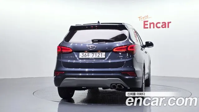 Hyundai Santafe 2017 thumb 4