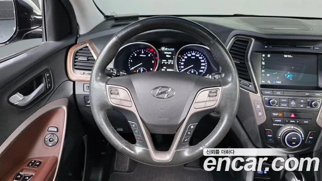 Hyundai Santafe 2017 thumb 7