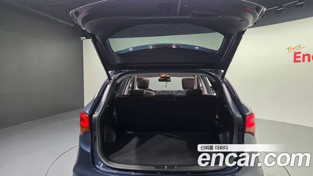 Hyundai Santafe 2017 thumb 6