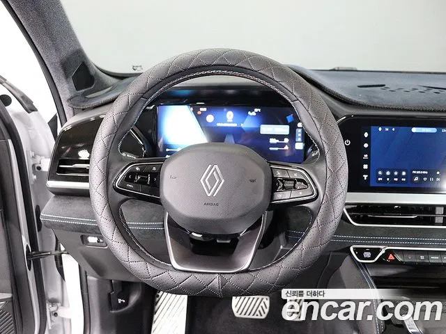Renault Grand Koleos 2025 thumb 11