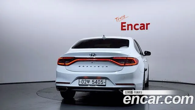 Hyundai Grandeur 2018 thumb 3