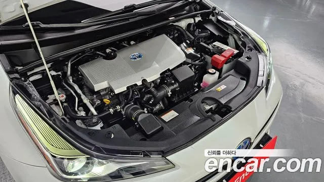 Toyota Prius 2022 thumb 4