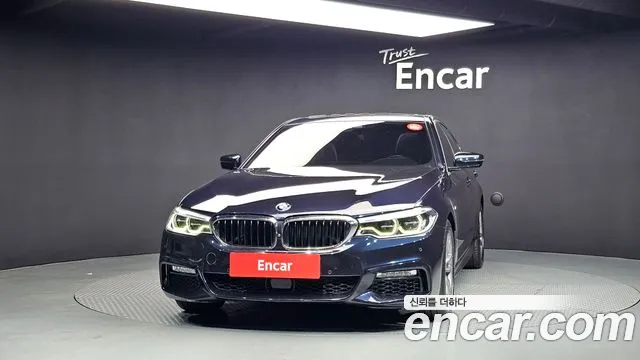 BMW 5 серии 2017 thumb 11