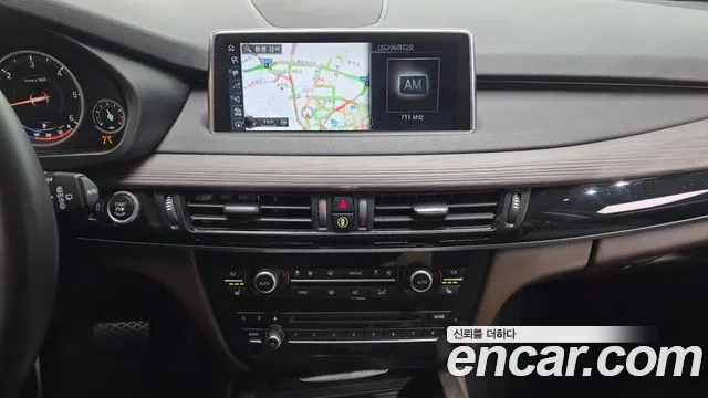 BMW X5 2017 thumb 8