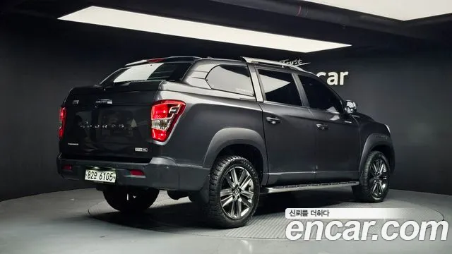 KGM Rexton 2018 thumb 8