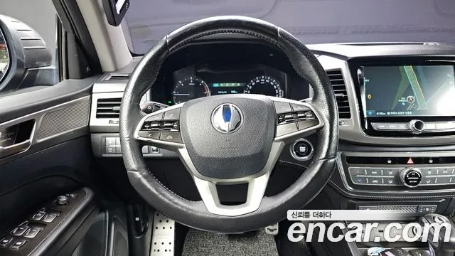 KGM Rexton 2018 thumb 7
