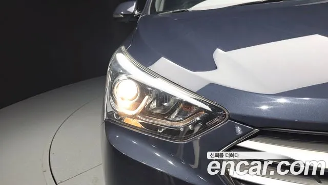 Hyundai Santafe 2016 thumb 5