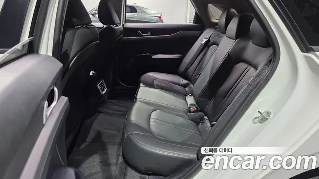 Kia K5 2022 thumb 11