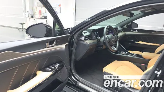 Kia K5 2023 thumb 10