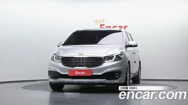 Kia Carnival 2015 thumb 2