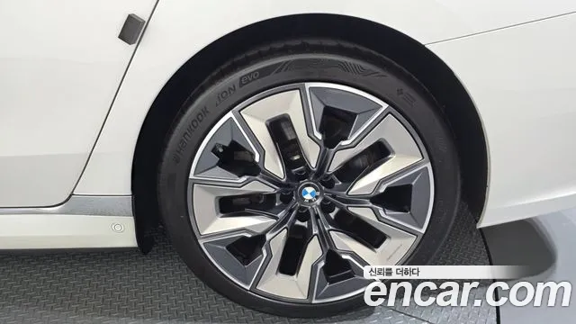 BMW 7 серии 2023 thumb 4