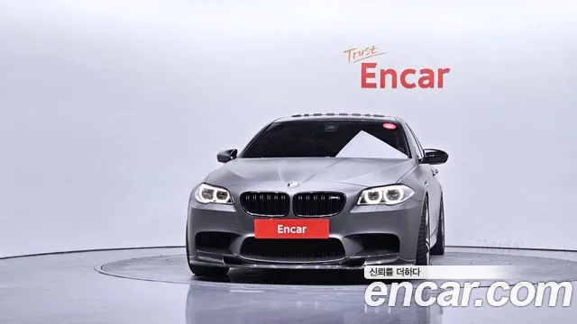 BMW M5 2015 thumb 3
