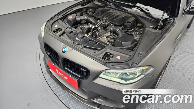 BMW M5 2015 thumb 4