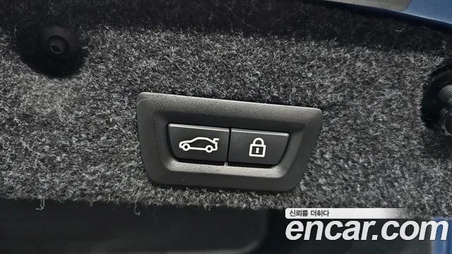 BMW M5 2015 thumb 10
