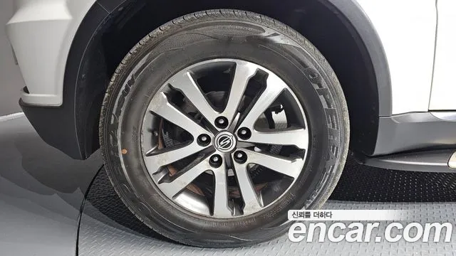 KGM Rexton 2012 thumb 9