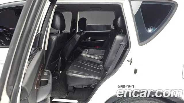 KGM Rexton 2012 thumb 8