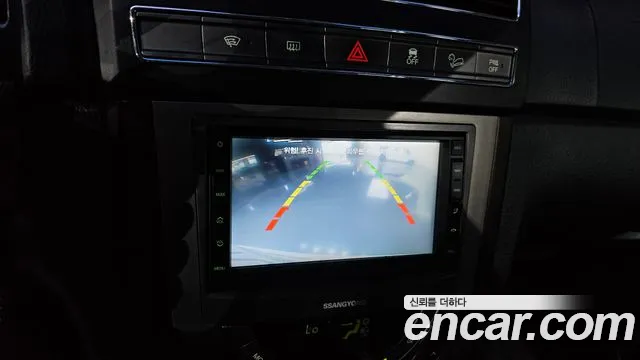 KGM Rexton 2012 thumb 10