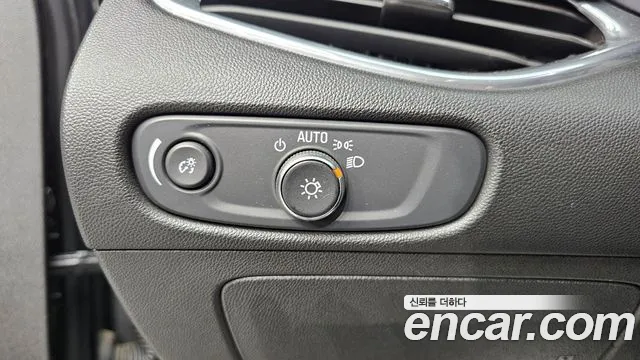 Chevrolet Malibu 2019 thumb 11