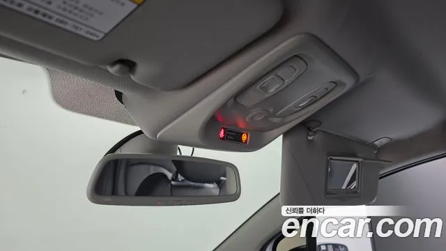 Renault QM3 2018 thumb 10