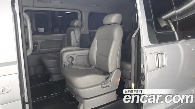 Hyundai Staria 2013 thumb 6