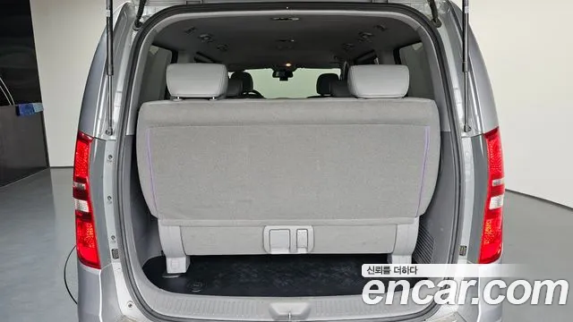Hyundai Staria 2016 thumb 8