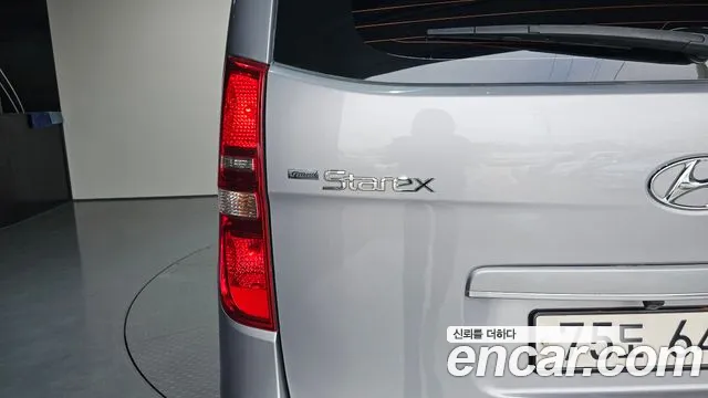 Hyundai Staria 2016 thumb 3