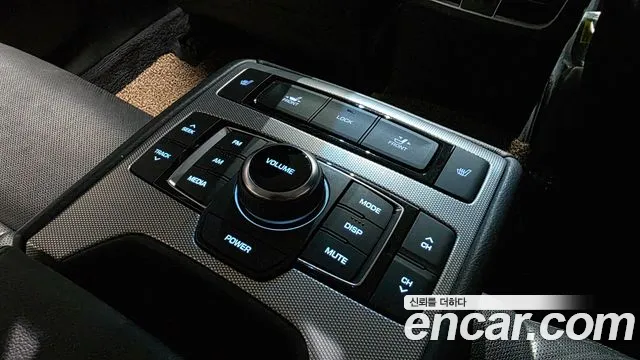 Genesis G80 2018 thumb 8