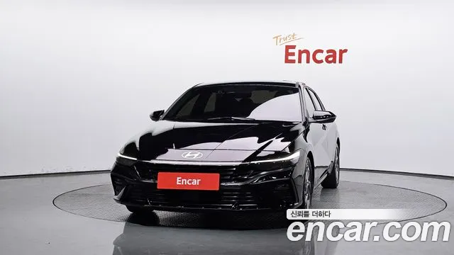 Hyundai Elantra 2024 thumb 2