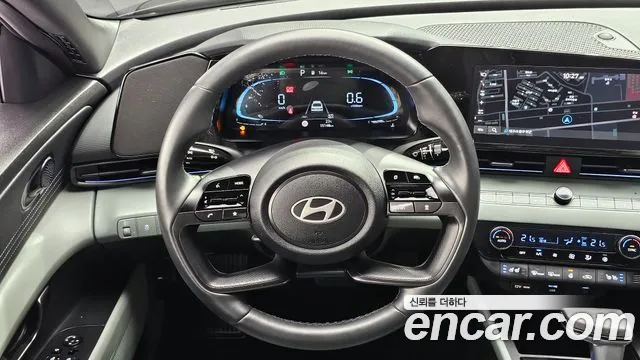 Hyundai Elantra 2024 thumb 4