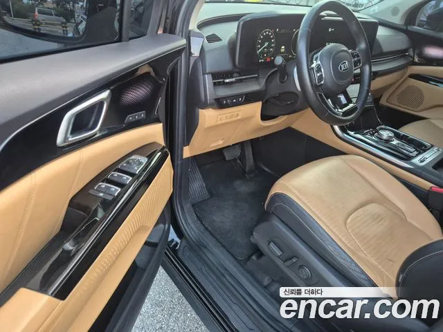 Kia Carnival 2021 thumb 9