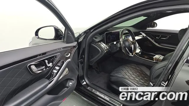 Mercedes-Benz S-Class 2022 thumb 10