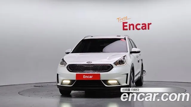 Kia Niro 2016 thumb 7