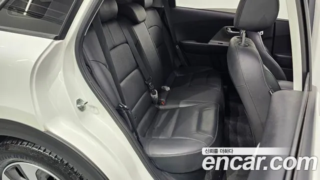 Kia Niro 2016 thumb 12