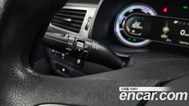 Kia Niro 2016 thumb 4
